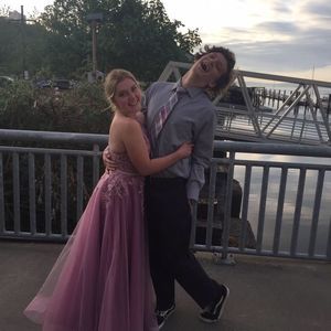 Meet your Posher, Kiki